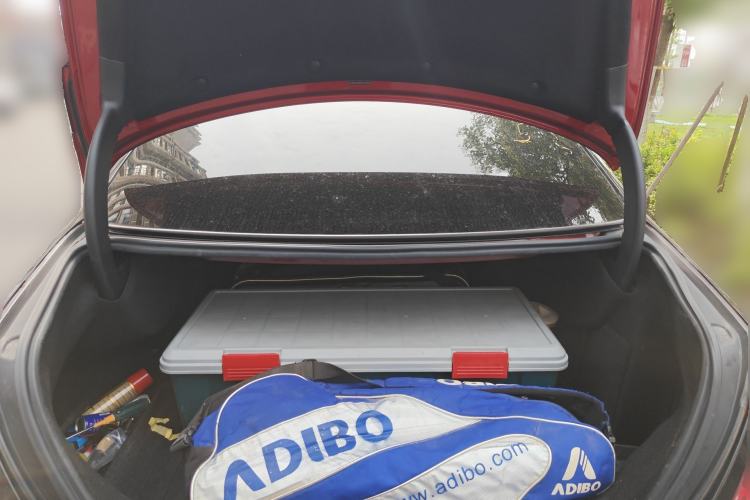 Used Mercedes-Benz E-Class 2016 E 200 L Sport Edition Trunk