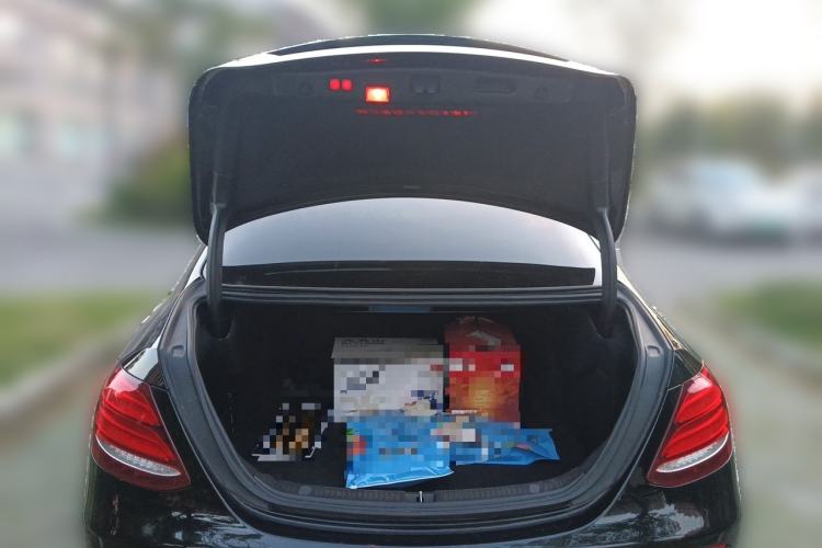 Used Mercedes-Benz E-Class 2016 E 300 L Stylish Model Trunk