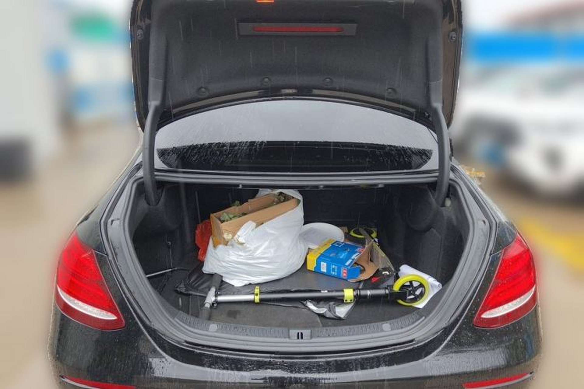 Used Mercedes-Benz E-Class 2016 E 200 L Trunk