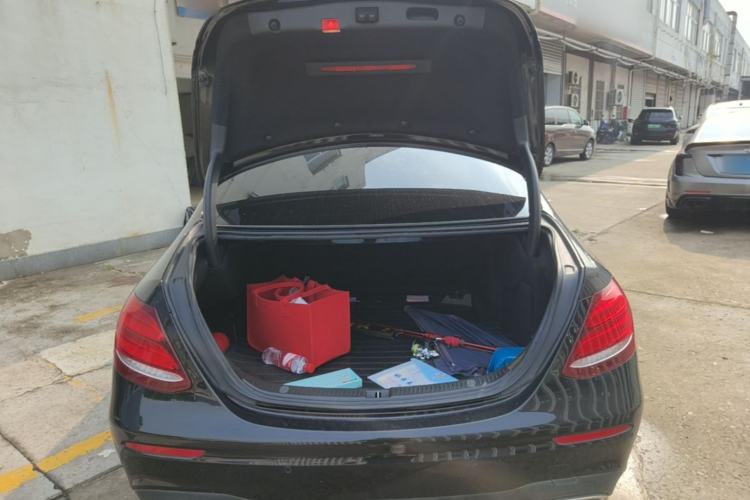 Used Mercedes-Benz E-Class 2016 E 300 L Sporty and Stylish Model Trunk