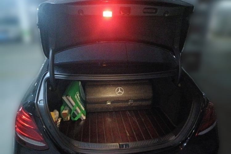 Used Mercedes-Benz E-Class 2016 E 200 L Trunk