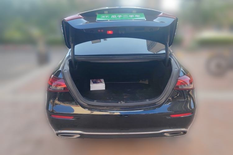 Used Mercedes-Benz E-Class 2016 E 300 L Stylish Model Trunk