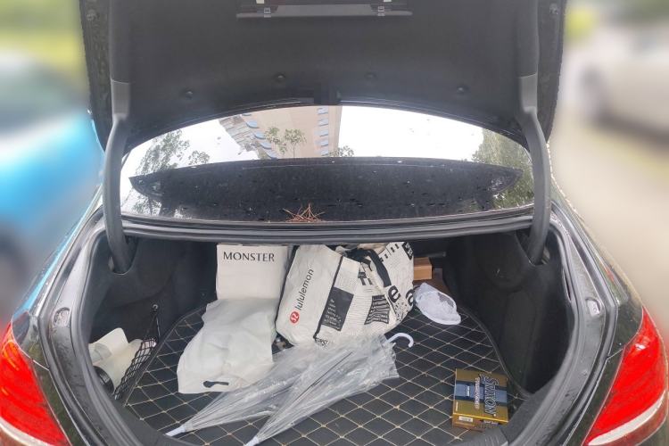 Used Mercedes-Benz E-Class 2016 E 200 L Trunk