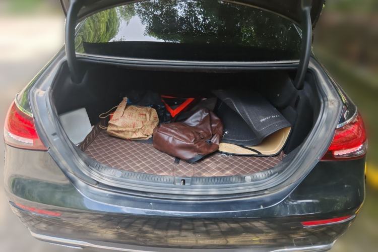 Used Mercedes-Benz E-Class 2016 E 300 L Stylish Model Trunk