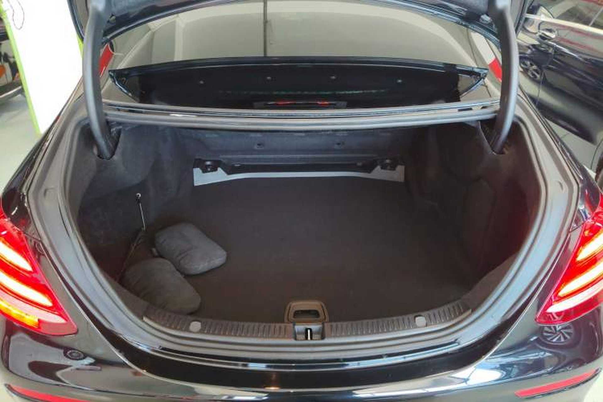 Used Mercedes-Benz E-Class 2016 E 200 L Sport Edition Trunk