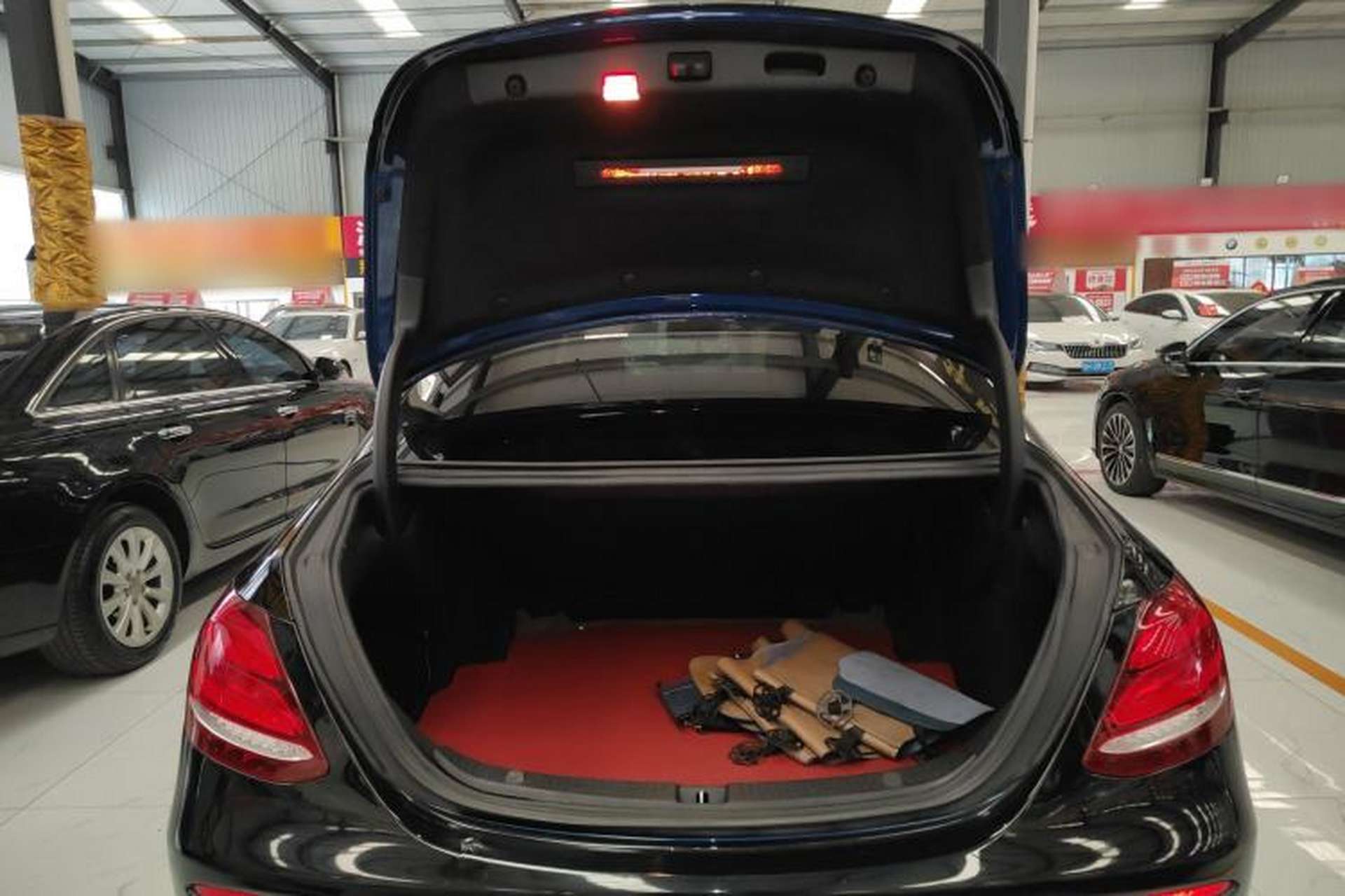 Used Mercedes-Benz E-Class 2016 E 200 L Sport Edition Trunk
