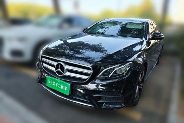 Ojetý Mercedes-Benz E-Class 2016 E 200 L Sport Edition