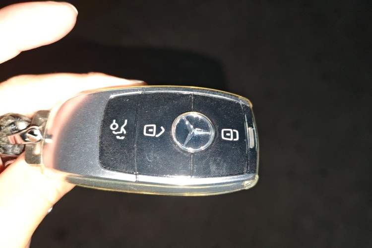 Used Mercedes-Benz E-Class 2016 E 300 L Stylish Model Vehicle Key