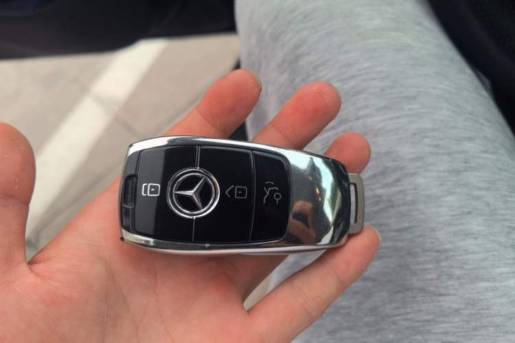 Used Mercedes-Benz E-Class 2016 E 300 L Stylish Model Vehicle Key