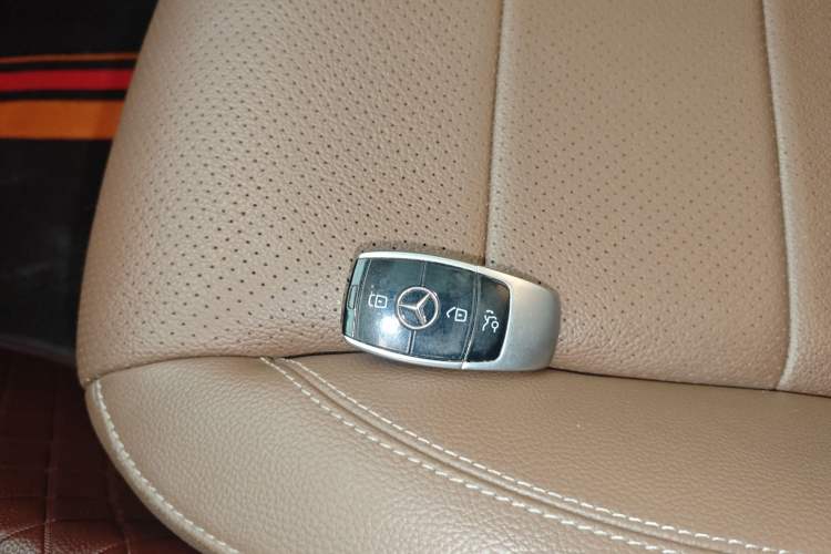 Used Mercedes-Benz E-Class 2016 E 300 L Stylish Model Vehicle Key