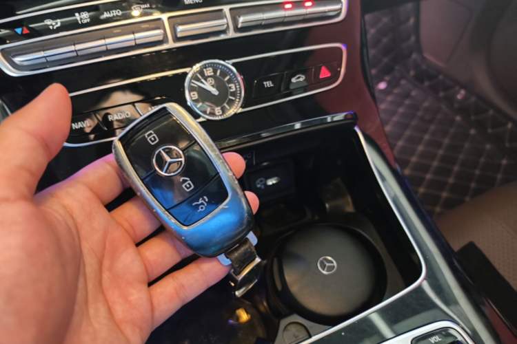 Used Mercedes-Benz E-Class 2016 E 300 L Stylish Model Vehicle Key