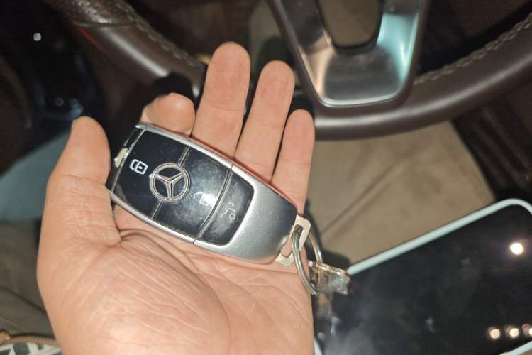 Used Mercedes-Benz E-Class 2016 E 200 L Vehicle Key