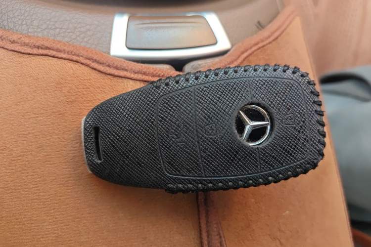 Used Mercedes-Benz E-Class 2016 E 300 L Stylish Model Vehicle Key