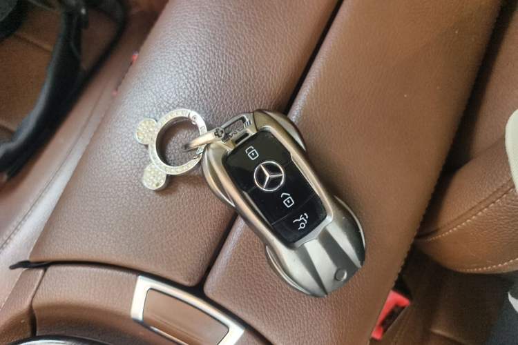 Used Mercedes-Benz E-Class 2016 E 200 L Sport Edition Vehicle Key