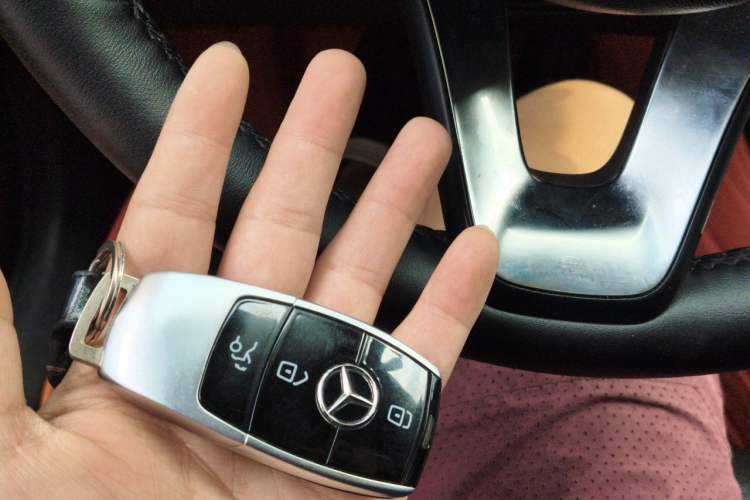 Used Mercedes-Benz E-Class 2016 E 300 L Luxury Model Vehicle Key