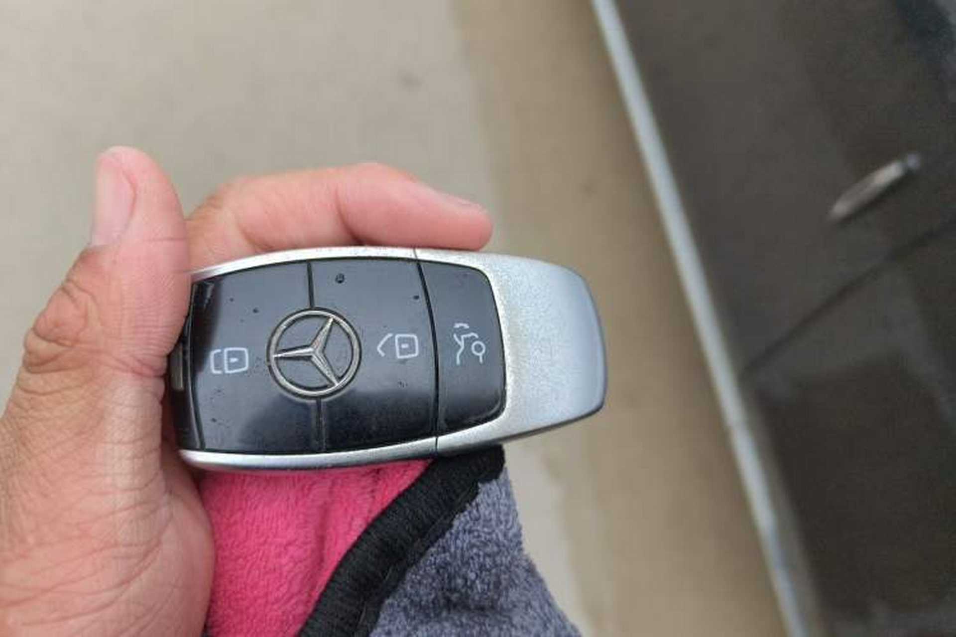 Used Mercedes-Benz E-Class 2016 E 200 L Vehicle Key