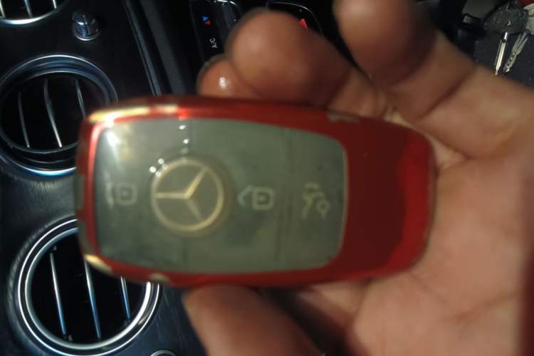 Used Mercedes-Benz E-Class 2016 E 200 L Sport Edition Vehicle Key