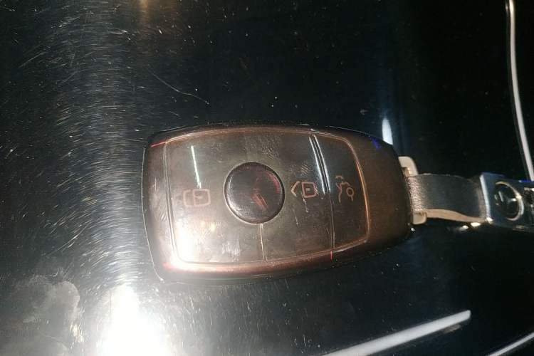 Used Mercedes-Benz E-Class 2016 E 300 L Luxury Model Vehicle Key