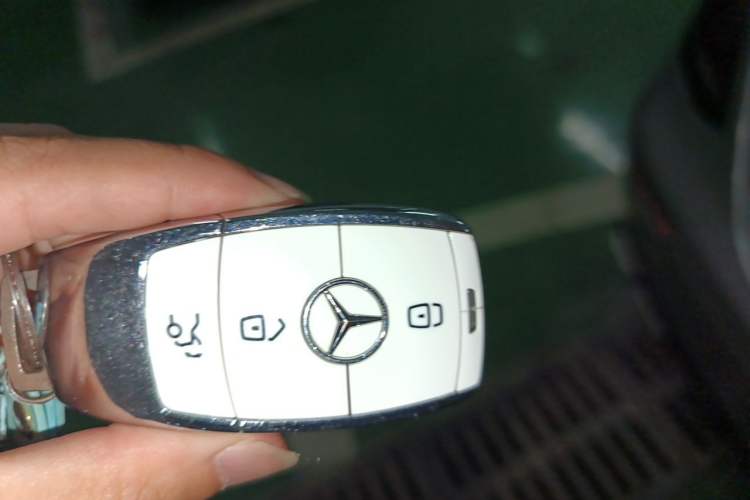 Used Mercedes-Benz E-Class 2016 E 200 L Vehicle Key