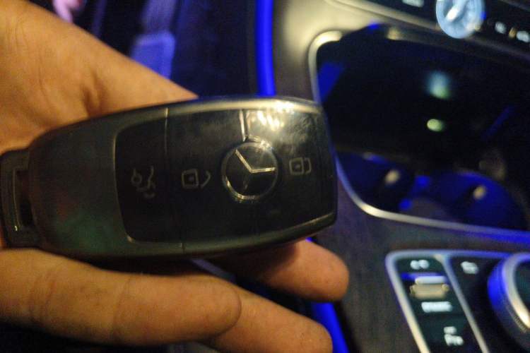 Used Mercedes-Benz E-Class 2016 E 200 L Sport Edition Vehicle Key