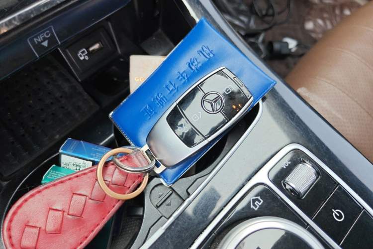 Used Mercedes-Benz E-Class 2016 E 300 L Stylish Model Vehicle Key