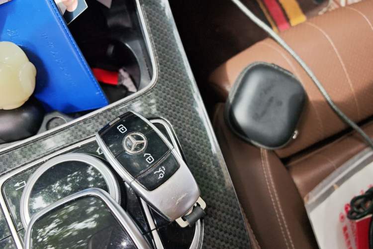 Used Mercedes-Benz E-Class 2016 E 200 L Vehicle Key