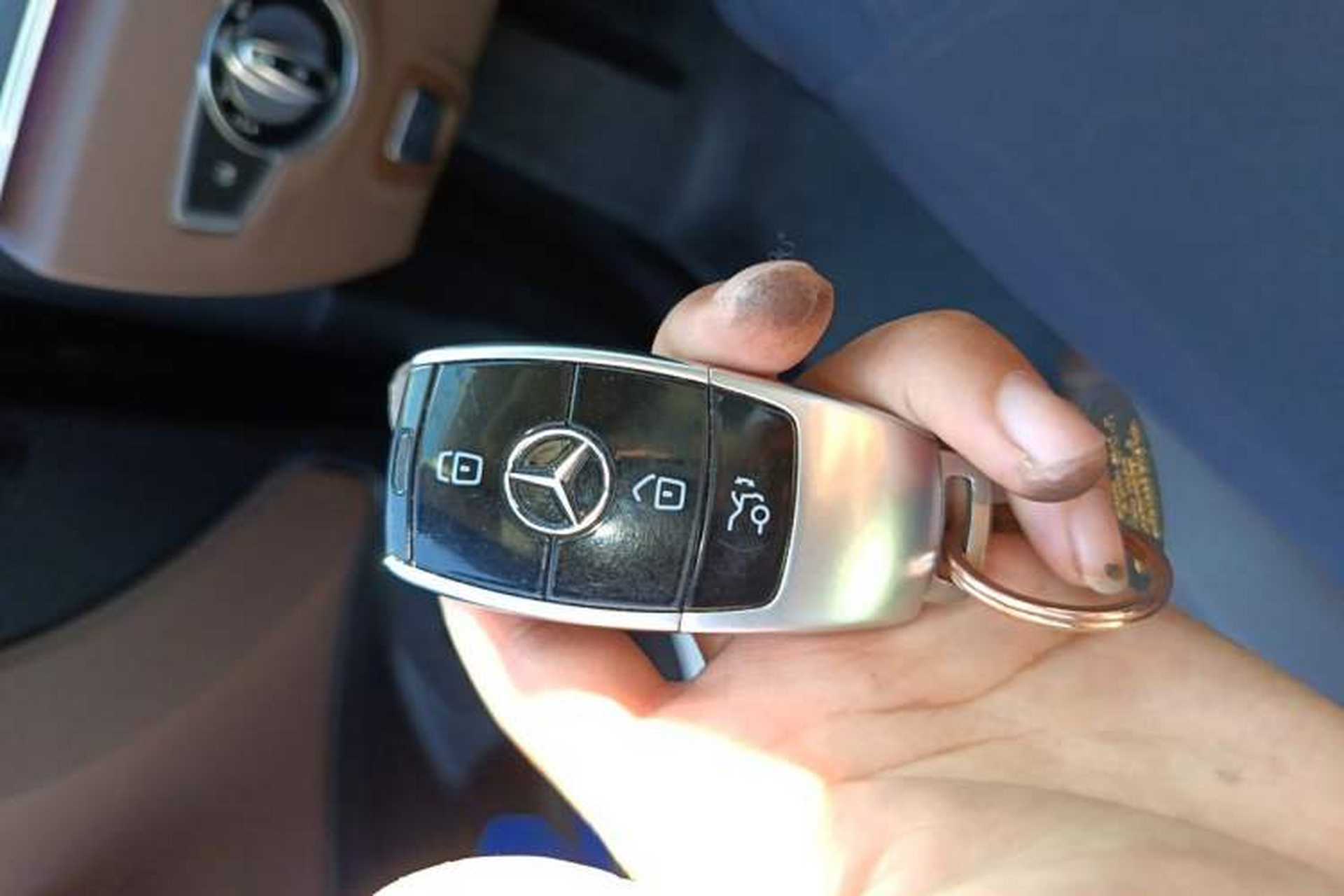 Used Mercedes-Benz E-Class 2016 E 300 L Sporty and Stylish Model Vehicle Key