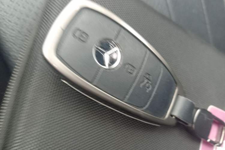 Used Mercedes-Benz E-Class 2016 E 200 L Vehicle Key