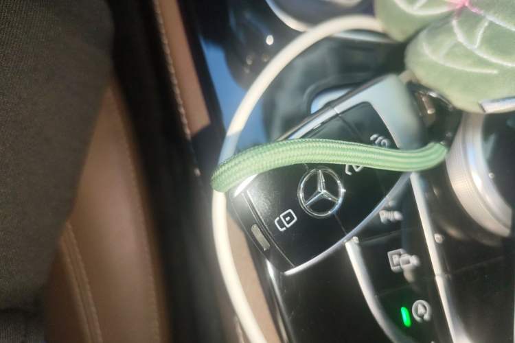 Used Mercedes-Benz E-Class 2016 E 300 L Sport Luxury Model Vehicle Key