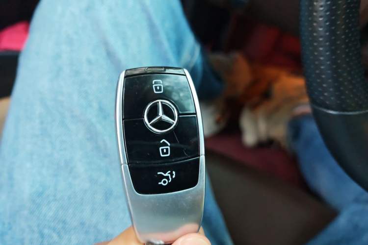 Used Mercedes-Benz E-Class 2016 E 200 L Sport Edition Vehicle Key