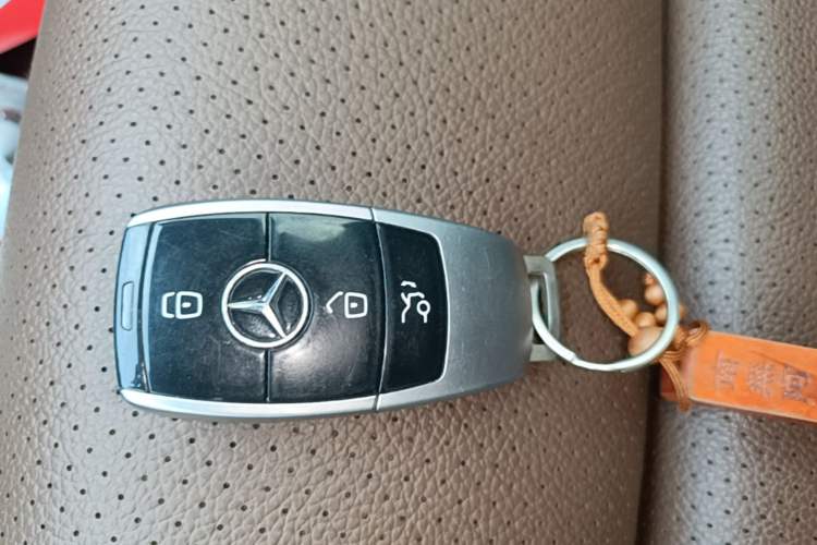 Used Mercedes-Benz E-Class 2016 E 200 L Vehicle Key