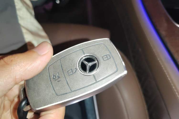 Used Mercedes-Benz E-Class 2016 E 200 L Vehicle Key