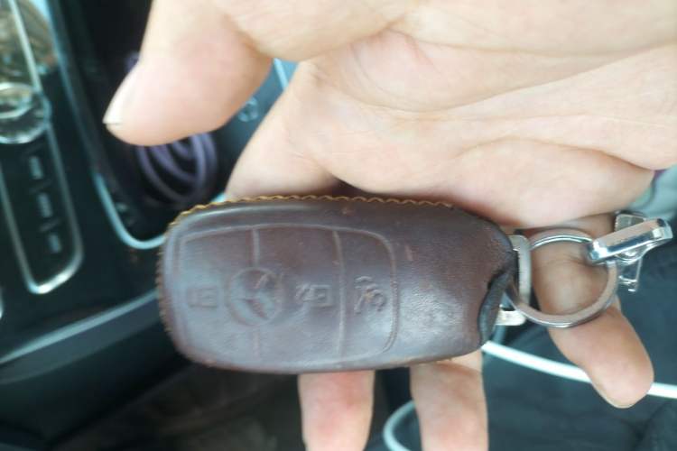 Used Mercedes-Benz E-Class 2016 E 200 L Vehicle Key