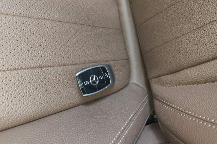 Used Mercedes-Benz E-Class 2016 E 200 L Vehicle Key