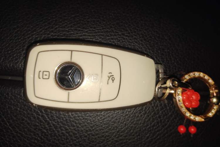 Used Mercedes-Benz E-Class 2016 E 200 L Sport Edition Vehicle Key