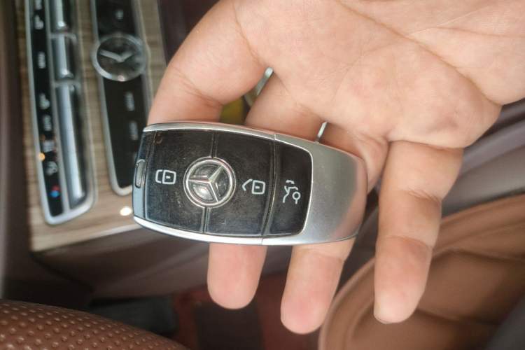 Used Mercedes-Benz E-Class 2016 E 300 L Luxury Model Vehicle Key