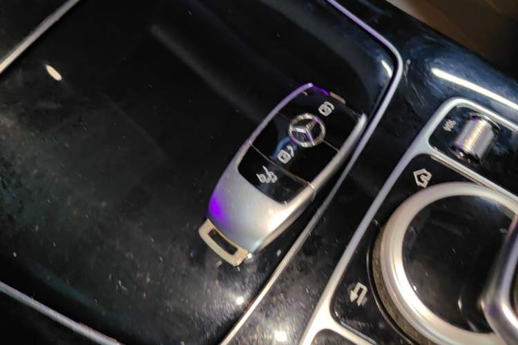 Used Mercedes-Benz E-Class 2016 E 300 L Luxury Model Vehicle Key