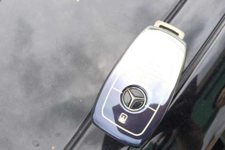 Used Mercedes-Benz E-Class 2016 E 200 L Vehicle Key