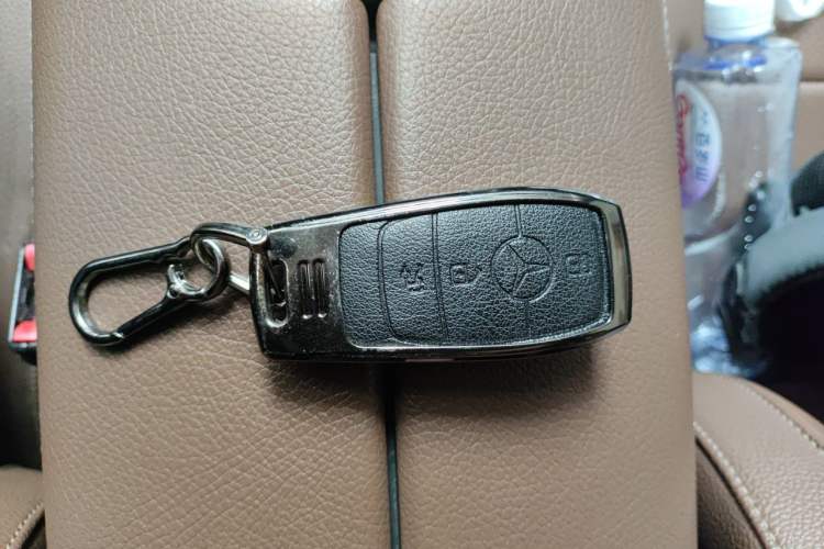 Used Mercedes-Benz E-Class 2016 E 200 L Sport Edition Vehicle Key