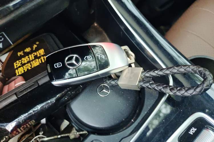 Used Mercedes-Benz E-Class 2016 E 200 L Vehicle Key