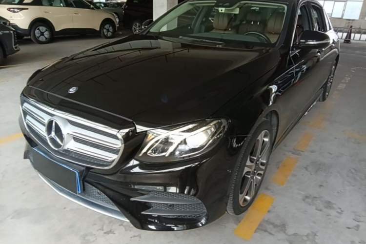 Used Mercedes-Benz E-Class 2016 E 300 L Sporty and Stylish Model Guazi used car, China used car export, Used car for sale, Used  cars, Cheapest cars for sale
