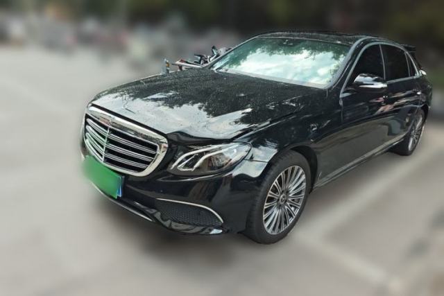 Ojetý Mercedes-Benz E-Class 2016 E 200 L