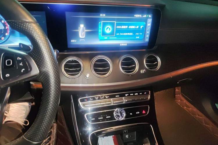 Used Mercedes-Benz E-Class 2016 E 200 L Sport Edition Audio And AC Panel