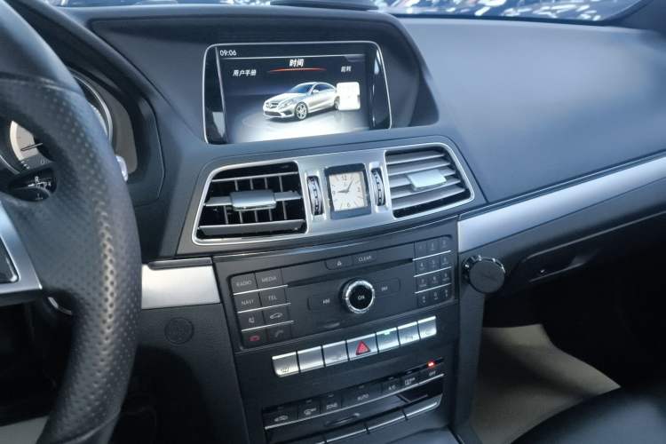 Used Mercedes-Benz E-Class 2016 E 200 Coupe Dynamic Edition Audio And AC Panel