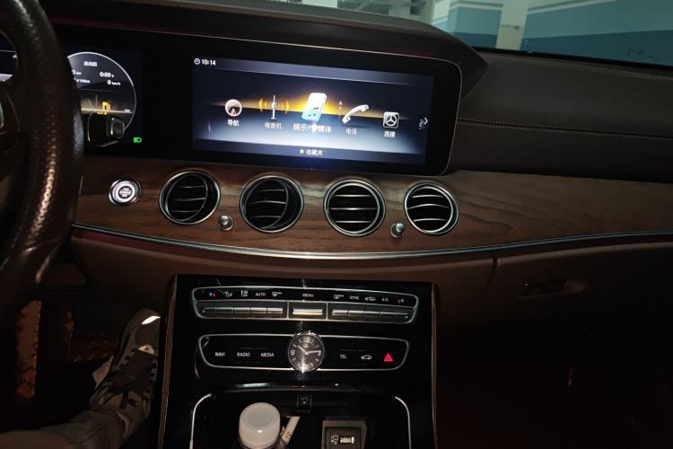 Used Mercedes-Benz E-Class 2016 E 300 L Luxury Model Audio And AC Panel