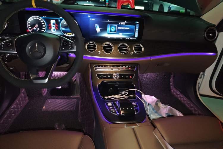 Used Mercedes-Benz E-Class 2016 E 200 L Sport Edition Audio And AC Panel