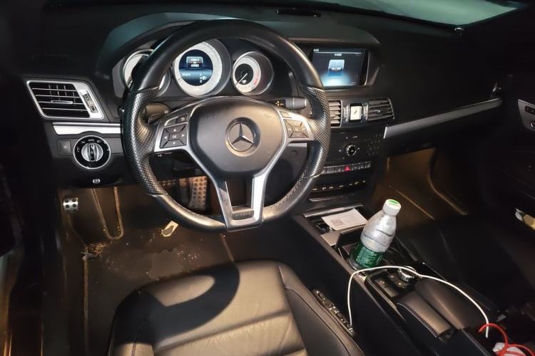 Used Mercedes-Benz E-Class 2016 E 200 Coupe Dynamic Edition Center Console