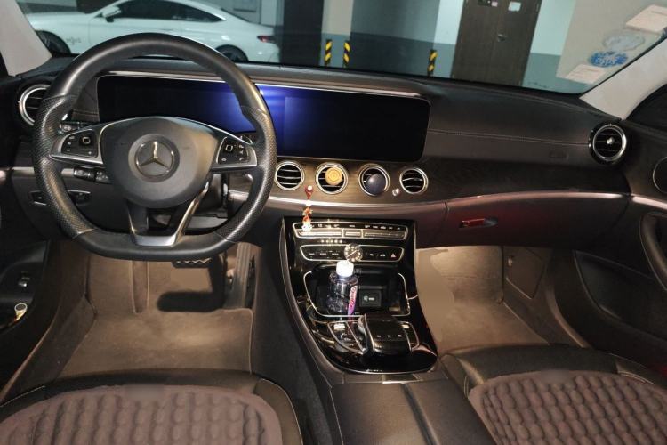 Used Mercedes-Benz E-Class 2016 E 300 L Sporty and Stylish Model Center Console