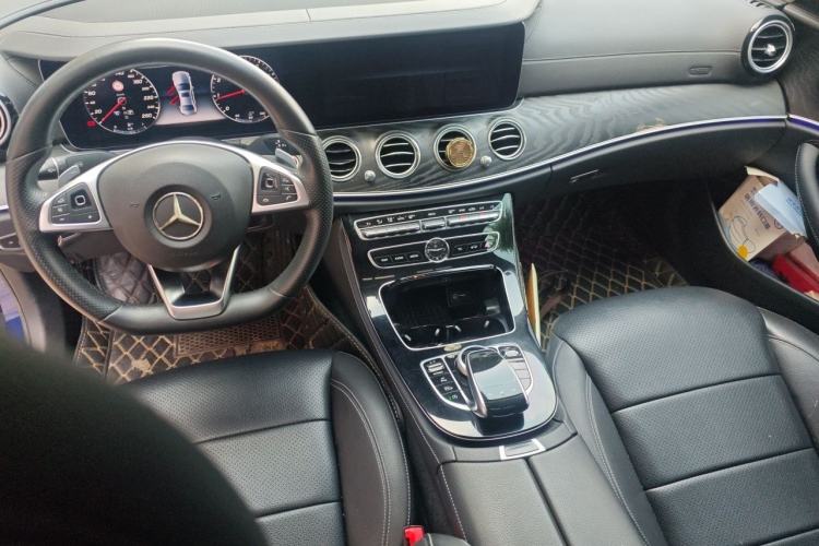 Used Mercedes-Benz E-Class 2016 E 300 L Sporty and Stylish Model Center Console