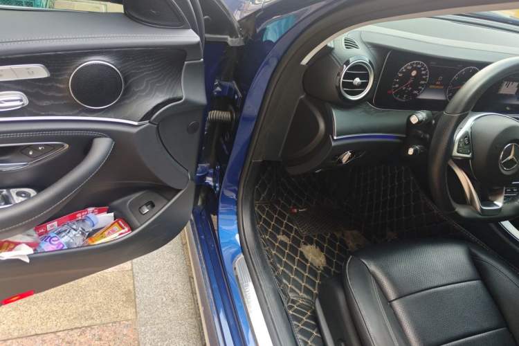 Used Mercedes-Benz E-Class 2016 E 300 L Sporty and Stylish Model Driver Seat